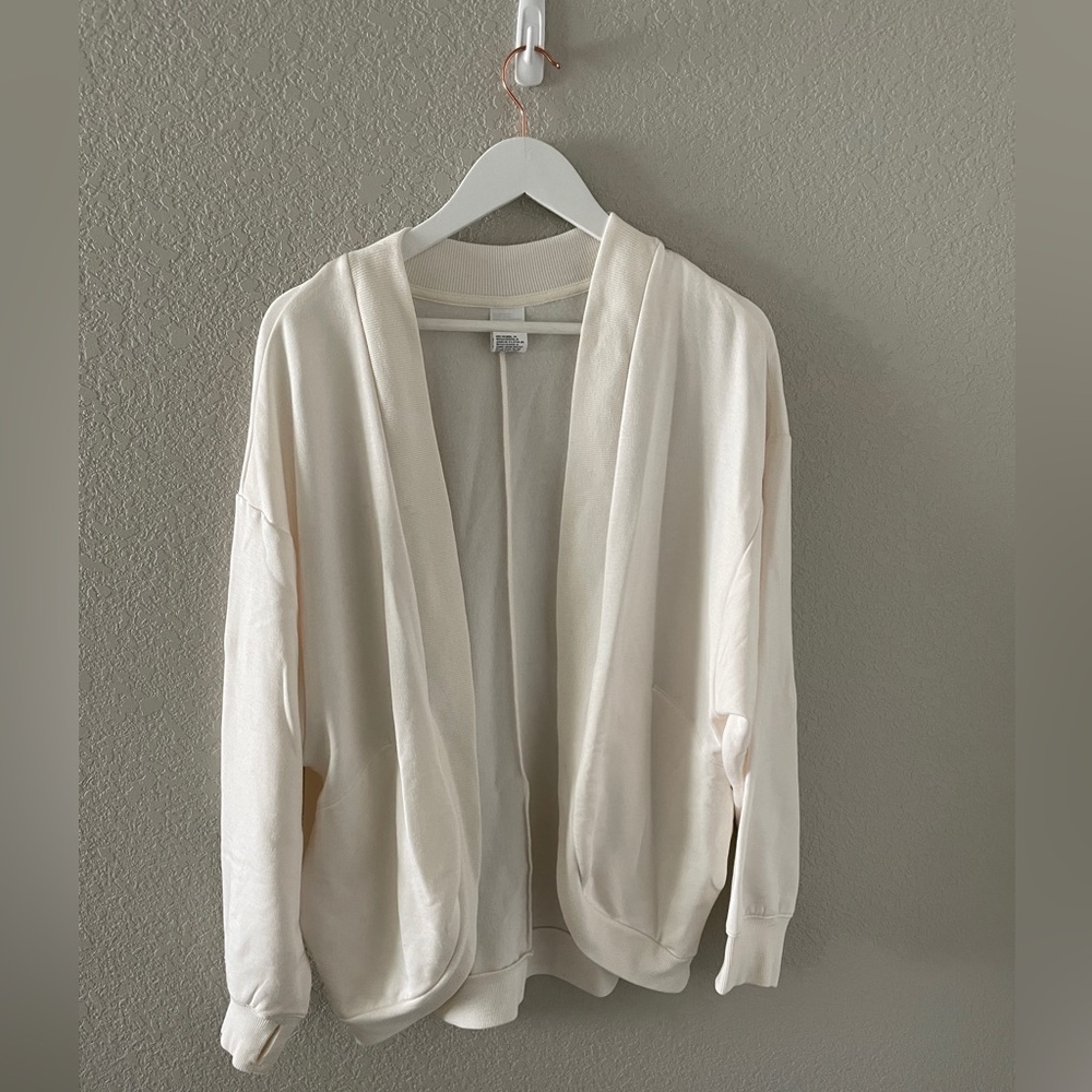 Oversized cream colored cardigan (Medium)